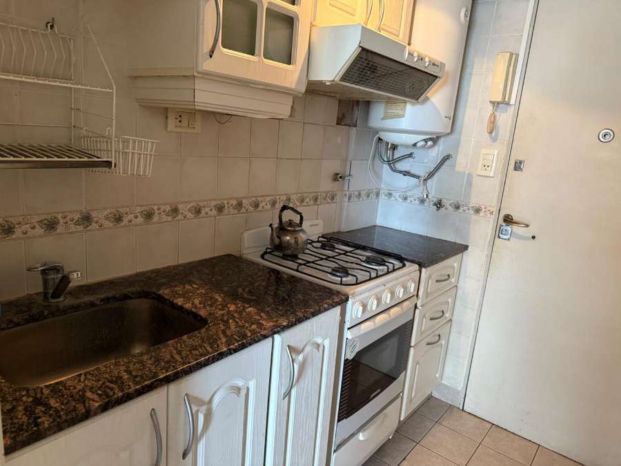 Luminoso Monoambiente Con Vista Frente Directa Al Mar En Excelente Ubicacion - Departamento en Venta en Mar del Plata con 6 dorm., 1 amb. y 20 m2 cubiertos - imagen 5