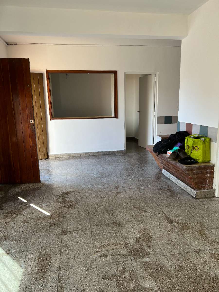 DUEÑO VENDE INMUEBLE CENTRO GARIN IDEAL OFICINAS CONSULTORIOS VIVIENDA ESTACIONAMIENTO - Imagen 5