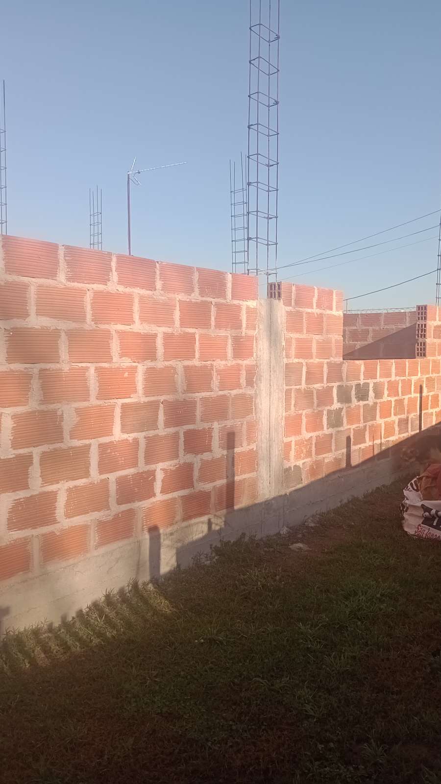 Vendo Ya En El Km47 - Casa en Venta en Laferrere con 2 dorm., 4 amb., 90 m2 cubiertos y 390 m2 totales - imagen 7