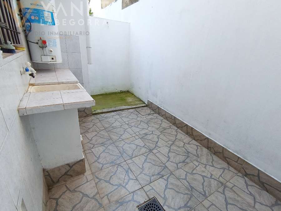 Duplex + Local Comercial En Rotonda Principal De Santa Teresita - Local en Venta en Santa Teresita - imagen 23