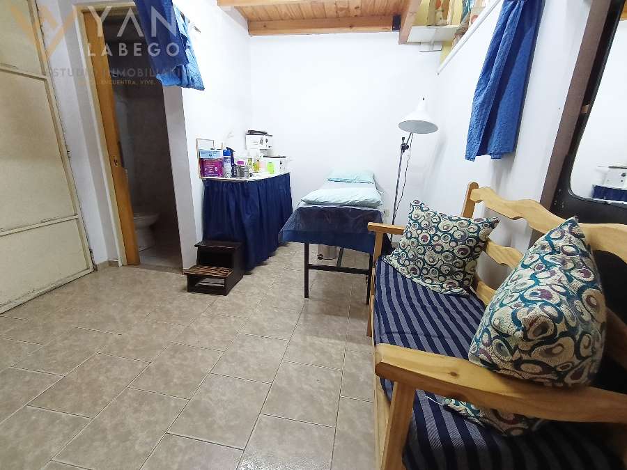 DUPLEX + LOCAL COMERCIAL EN ROTONDA PRINCIPAL DE SANTA TERESITA - Imagen 3