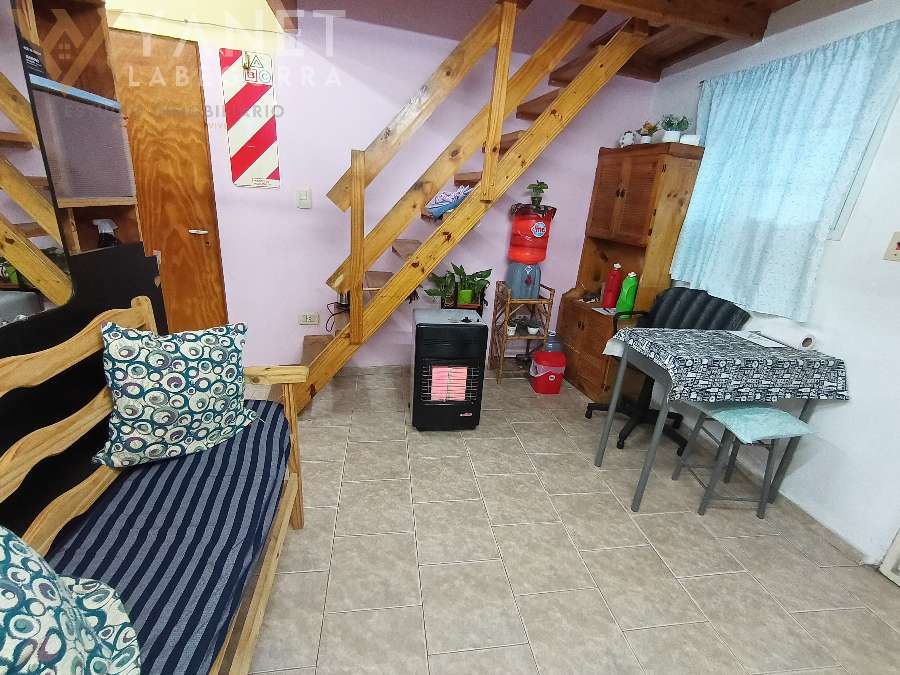 DUPLEX + LOCAL COMERCIAL EN ROTONDA PRINCIPAL DE SANTA TERESITA - Imagen 5