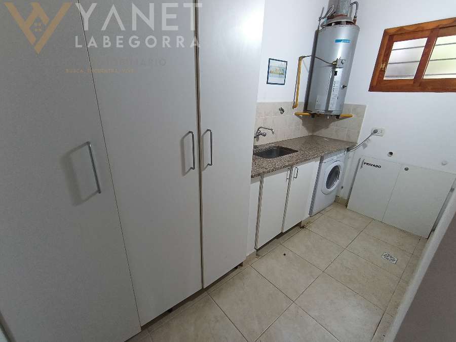 Amplio Chalet Independiente - Naturaleza Y Confort En Un Solo Lugar - Casa en Venta en Costa del Este con 3 dorm., 4 amb., 137 m2 cubiertos y 555 m2 totales - imagen 9