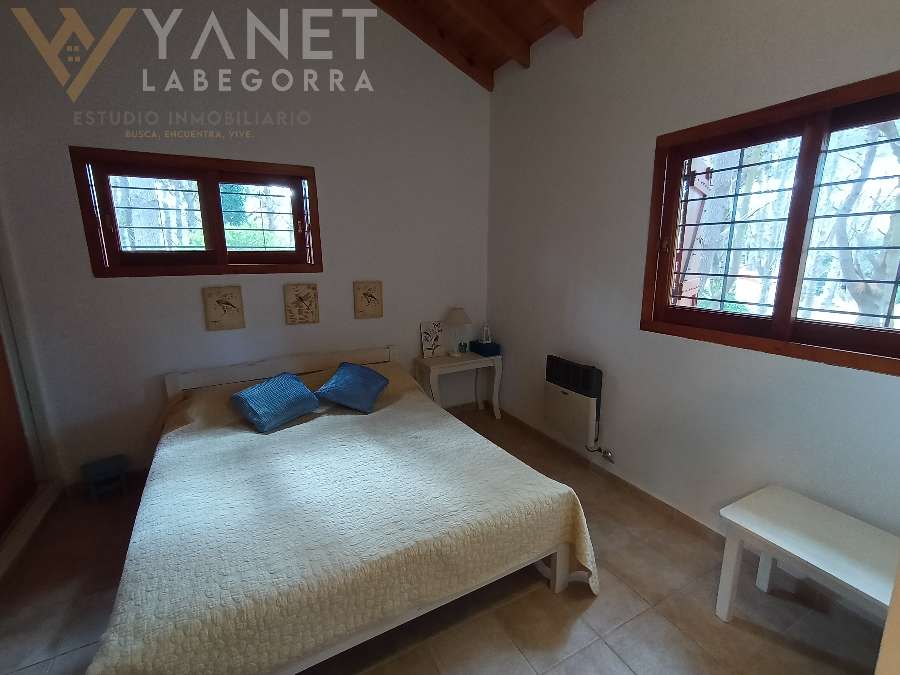 Amplio Chalet Independiente - Naturaleza Y Confort En Un Solo Lugar - Casa en Venta en Costa del Este con 3 dorm., 4 amb., 137 m2 cubiertos y 555 m2 totales - imagen 16