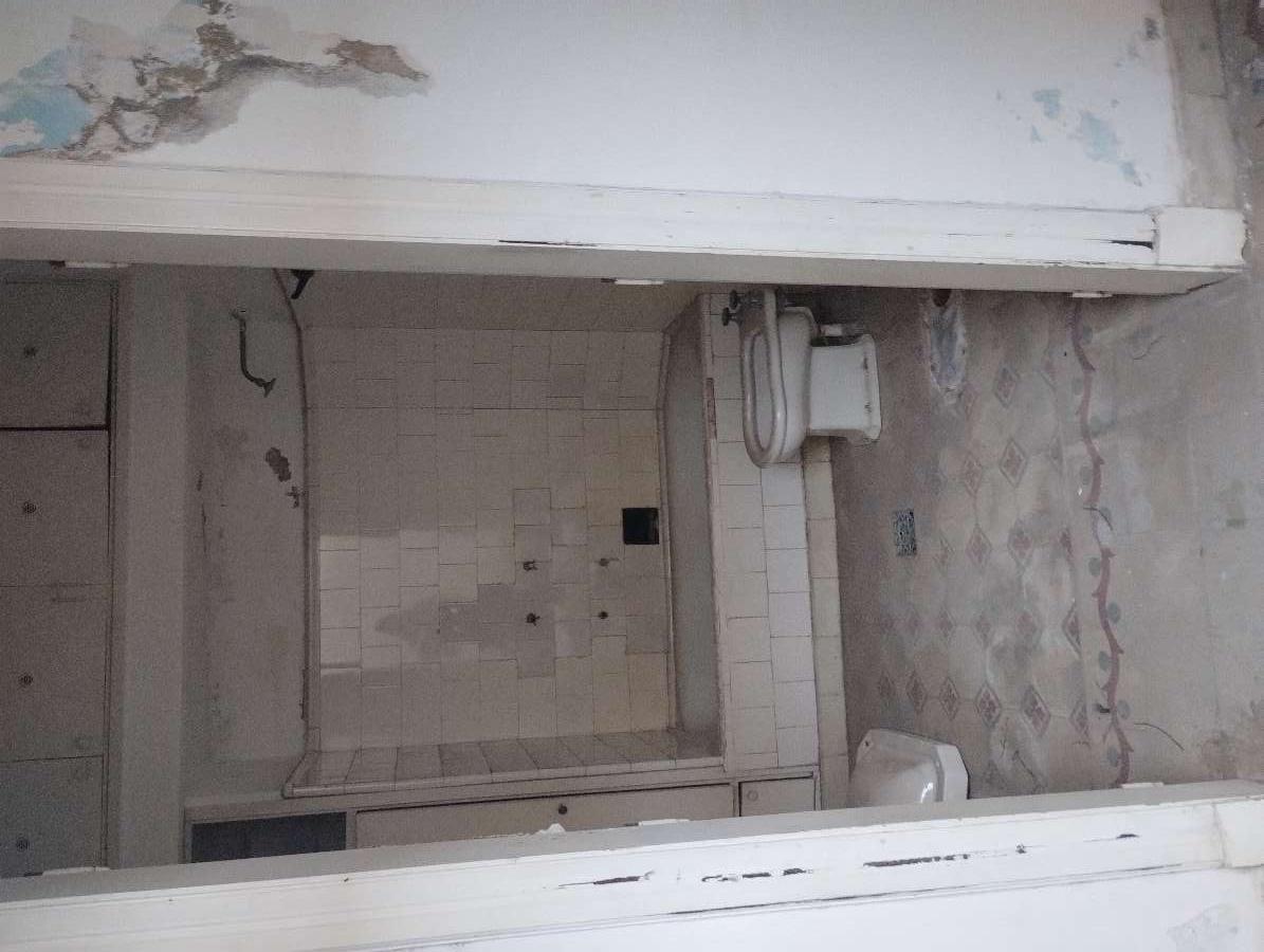 Se Alquila Casona A Reciclar - Casa en Alquiler en Córdoba con 4 dorm., 6 amb., 570 m2 cubiertos y 700 m2 totales - imagen 9
