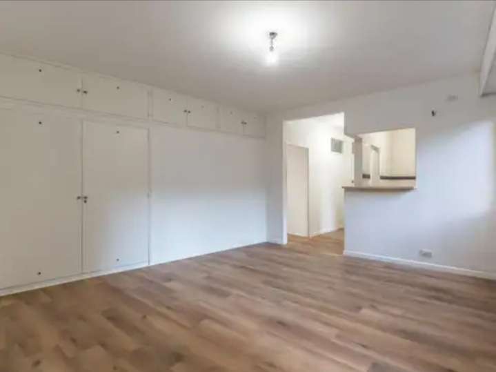 Departamento en Caballito para en Venta · barrio con seguridad · dueño directo · 2 dorm · 70 m² de lote - Imagen 2