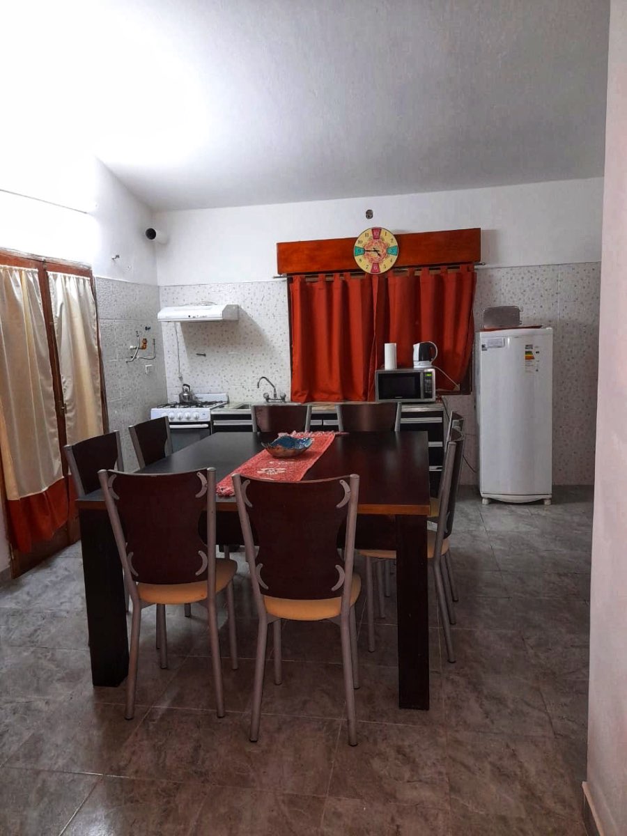 Casa en Venta en Merlo con 3 dorm y cochera - Imagen 2
