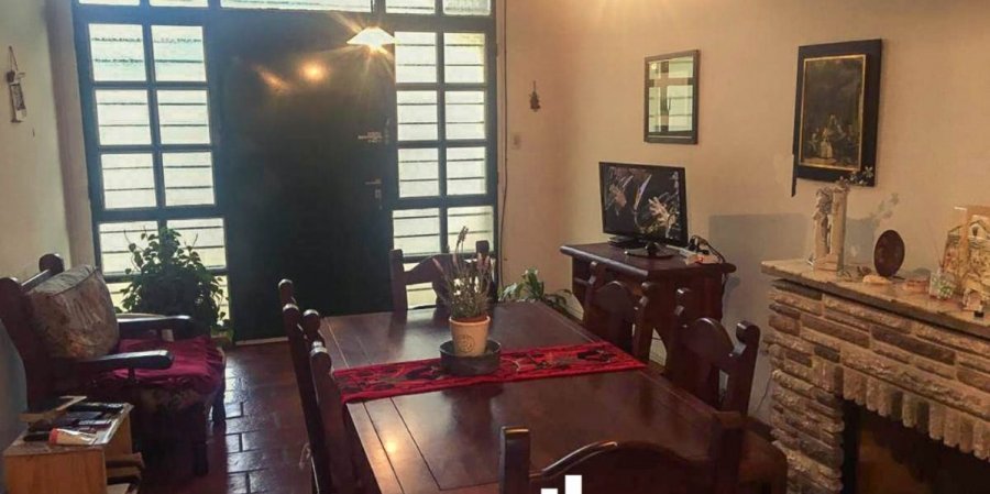 Casa en Venta en La Plata con 2 dorm. y 68 m2 totales - imagen 2