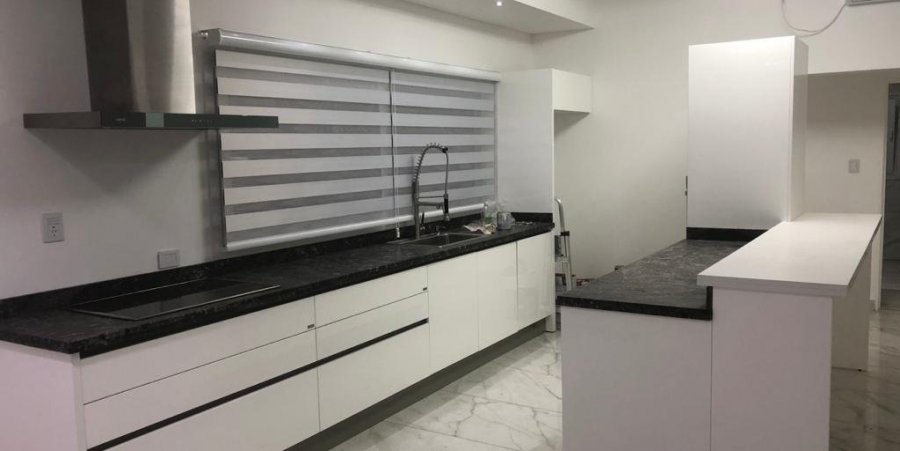 Casa en Venta en San Luis con 3 dorm., 380 m2 cubiertos y 700 m2 totales - imagen 4