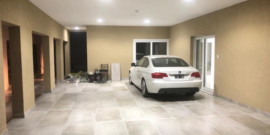 Casa en Venta en San Luis con 3 dorm., 380 m2 cubiertos y 700 m2 totales - imagen 2