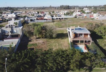 Terreno en Venta en Villa Nueva con frente 5.350 m y largo 12 m - Imagen 3