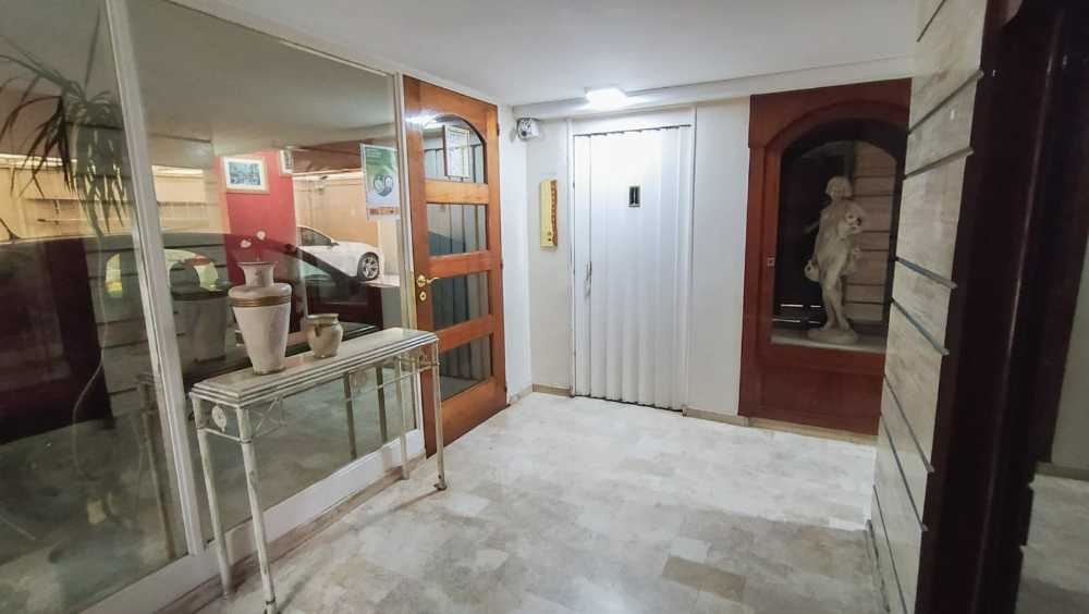 Excelente dpto 4 amb en venta. Sin comisión - Imagen 1