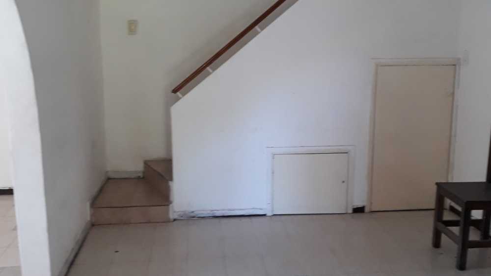 Casa en Venta en Presidente Derqui con · dueño directo · 4 o más dorm · 2 cocheras · 720 m² de lote - Imagen 2