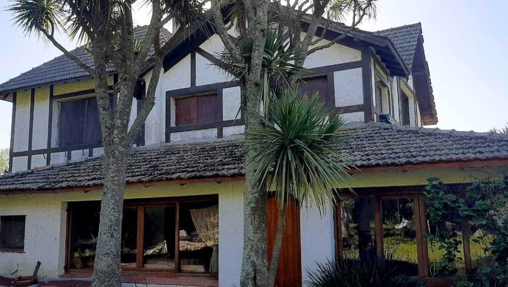 VENDO ESTANCIA CON CASCO, PATROMONIO HISTORICO MUNICIPAL - Imagen 3