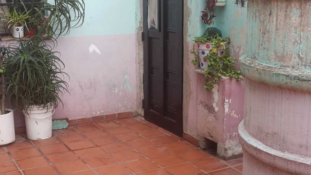 En Caseros, Cochera en Venta · dueño directo · 3 dorm · 3 ambientes · 85 m² de lote - Imagen 2