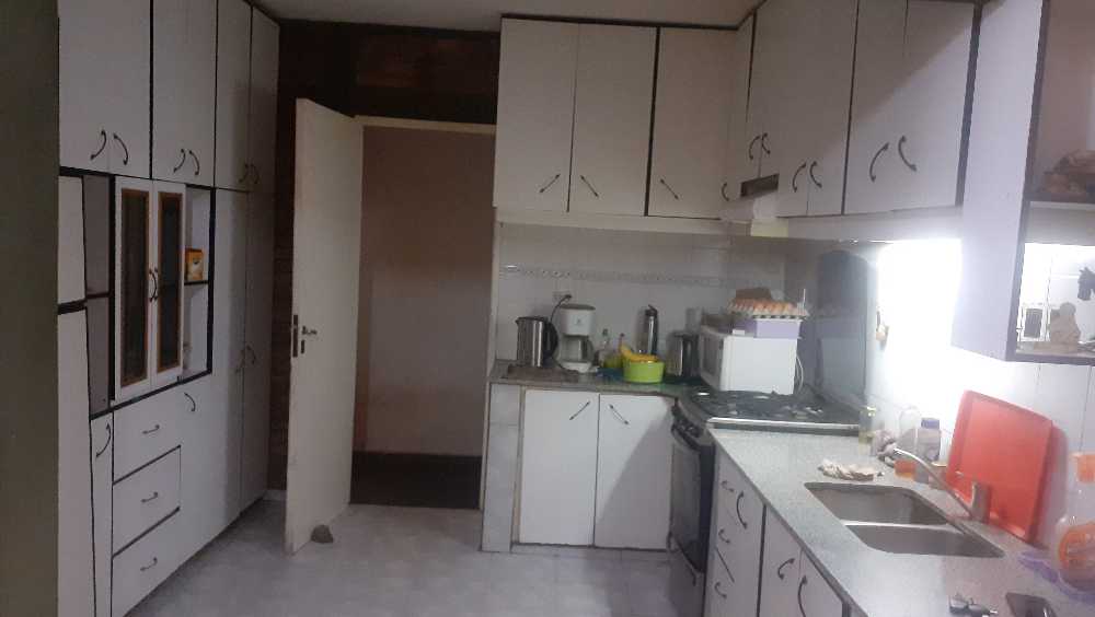 Excelente oportunidad de comprar una casa con departamento incluido totalmente independiente. - Imagen 4
