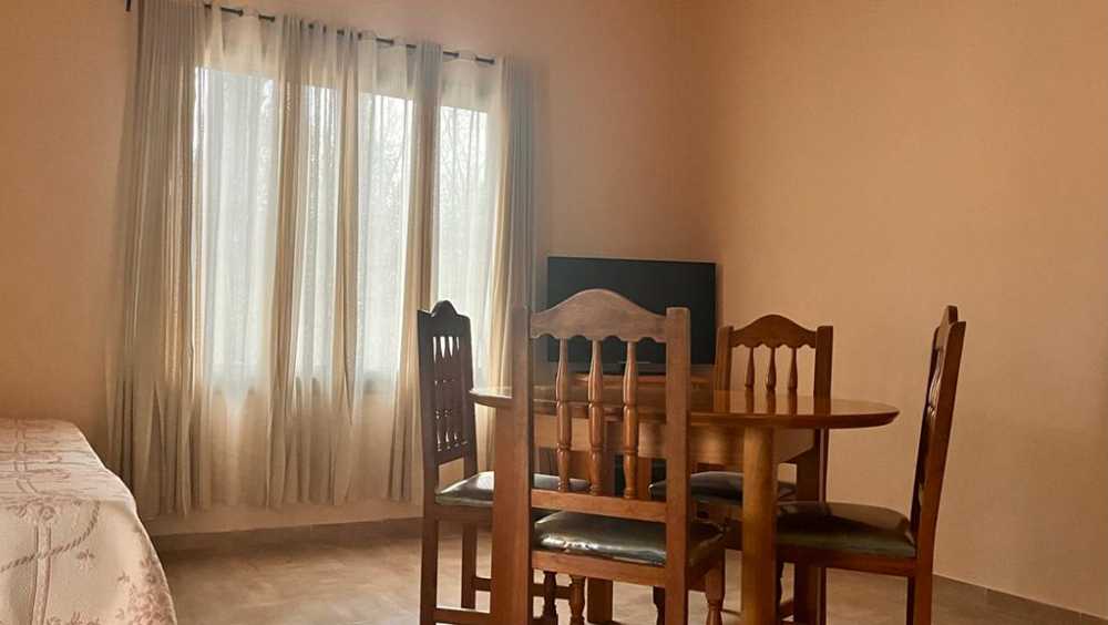 Casa en San Rafael en Temporario · dueño directo · 1 dorm · 3 ambientes · cochera - Imagen 3