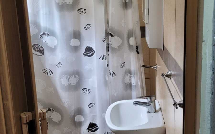 Vendo Oportunidad. Mar Del Tuyu. Excelente Ubicacion. - Casa en Venta en Mar del Tuyu con 1 dorm., 2 amb., 30 m2 cubiertos y 300 m2 totales - imagen 9