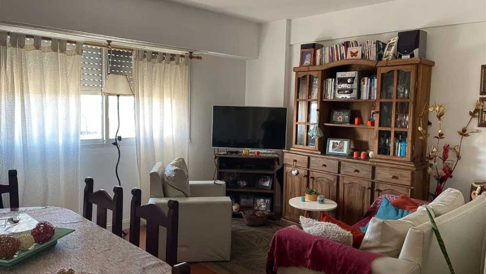 Excelente Casa en Necochea en Venta · dueño directo · 2 dorm · 5 ambientes · 55 m² de lote - Imagen 2