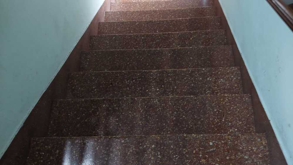 Comprar Galpón en Ramos Mejia · dueño directo · 3 dorm · 4 ambientes - Imagen 2