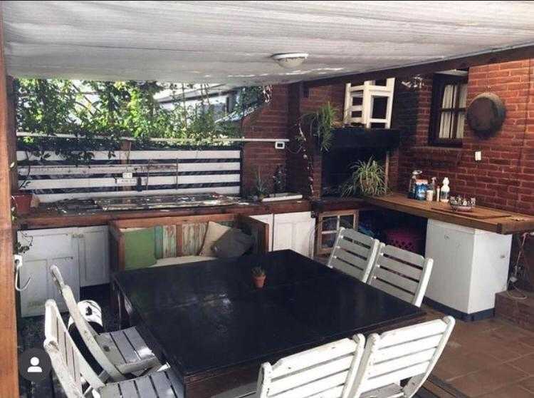 Comprar Casa en Pinamar · dueño directo · 2 dorm · cochera · 200 m² de lote - Imagen 2