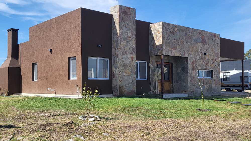Casa en Pilar en Venta · barrio privado · dueño directo · 4 o más dorm · 2 cocheras - Imagen 1