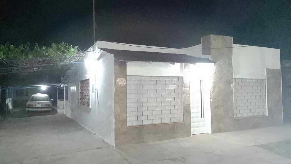 Casa única en Alejandro Korn en Venta · dueño directo · 2 dorm · 3 cocheras · 1 m² de lote - Imagen 3