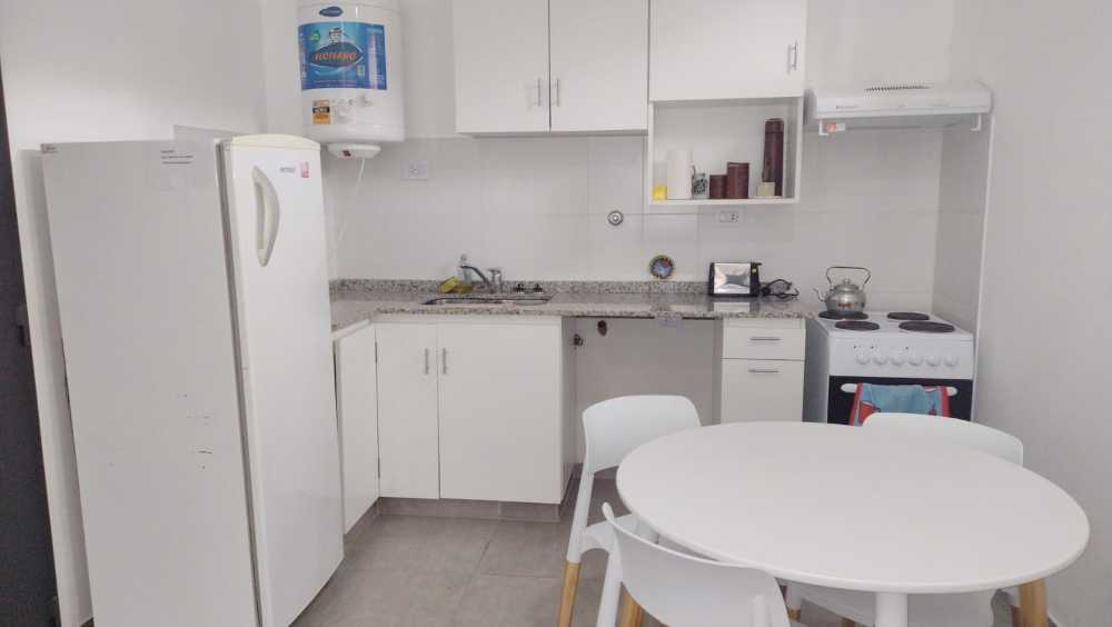 Casa en Lobos: en Temporario · dueño directo · 1 dorm · 1 ambientes - Imagen 4