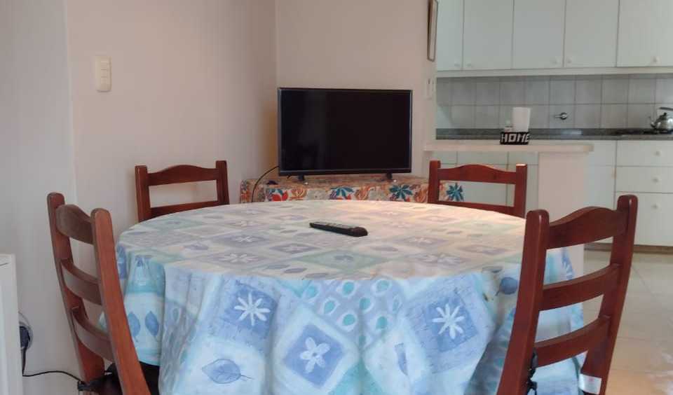 Casa en Temporario en Lobos, · dueño directo · 1 dorm · 2 ambientes - Imagen 3