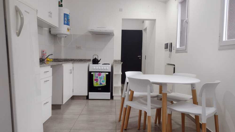 Casa disponible en Lobos · dueño directo · No tiene dorm · 1 ambientes - Imagen 4