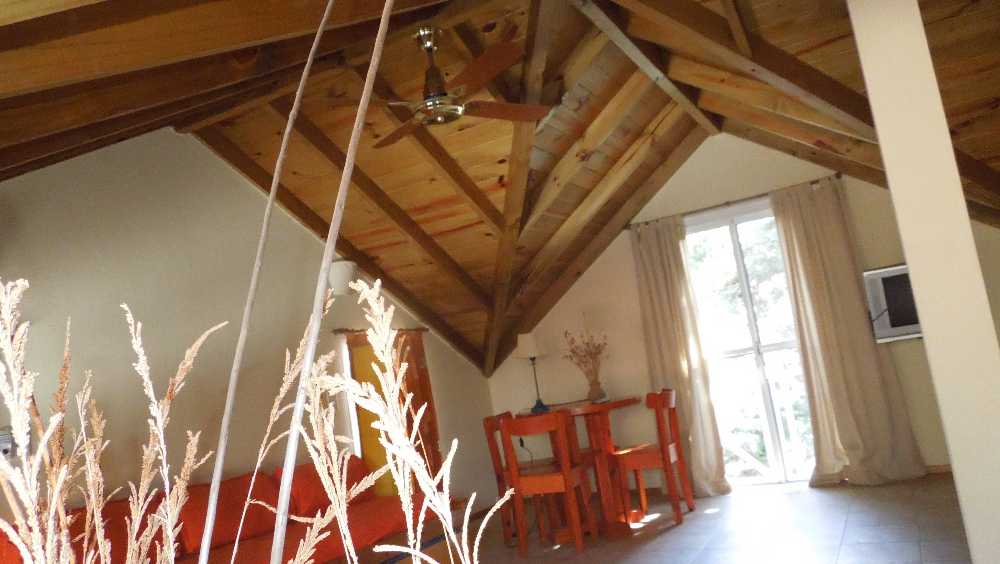 Excelente Triplex - Casa en Venta en Pinamar con 3 dorm., 4 amb., 178 m2 cubiertos y 220 m2 totales - imagen 3