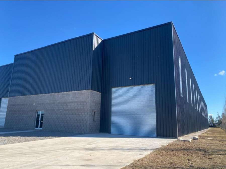 Venta Y Alquiler De Galpn En Parque Industrial Cauelas - Galpón en Venta en Canuelas con 2.400 m2 cubiertos y 4.318 m2 totales - imagen 3