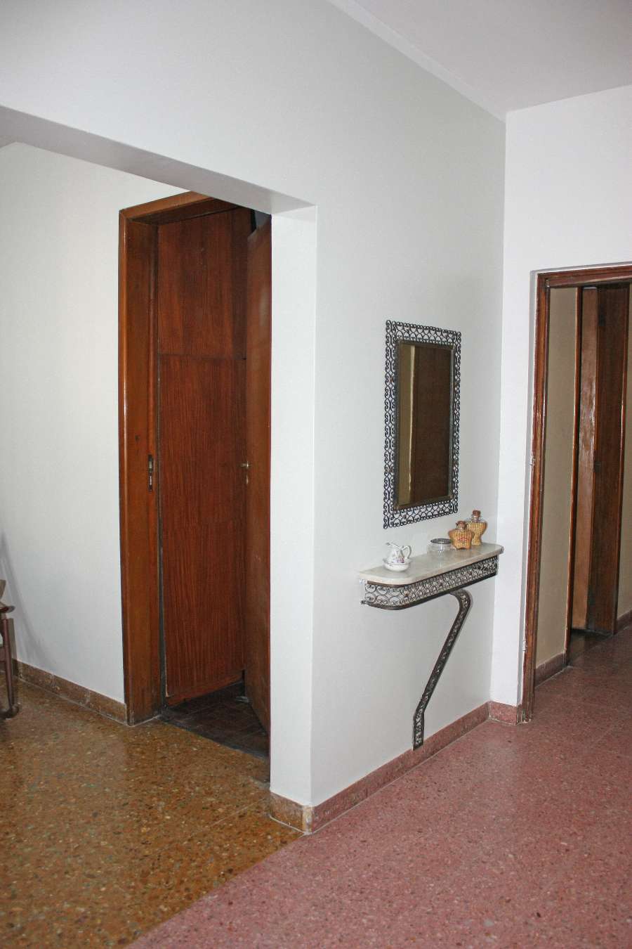 Venta Excelente Casa Lanus Oeste // O Permuta Ph Caba - Casa en Venta en Lanus con 3 dorm., 4 amb., 120 m2 cubiertos y 120 m2 totales - imagen 2