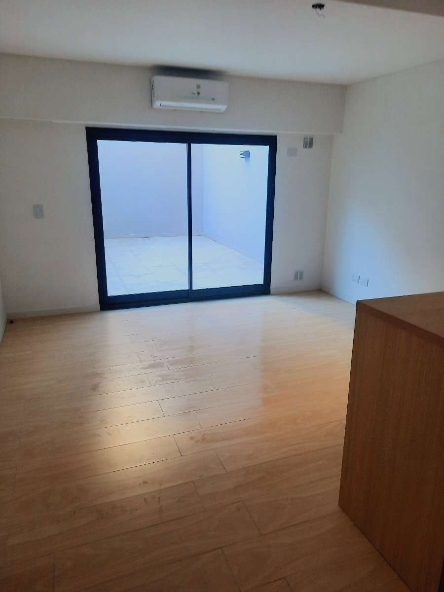 Ph Monoambiente Con Patio/parrilla En Villa Urquiza - Departamento en Alquiler en Villa Urquiza con 1 dorm. y 1 amb. - imagen 1