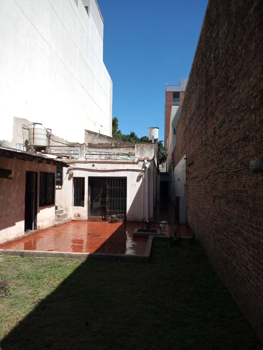 Dueo Directo Vende Casa Tipo Ph En El Centro De Santos Lugares Zona Residencial - Casa en Venta en Santos Lugares con 1 dorm., 3 amb., 120 m2 cubiertos y 223 m2 totales - imagen 5