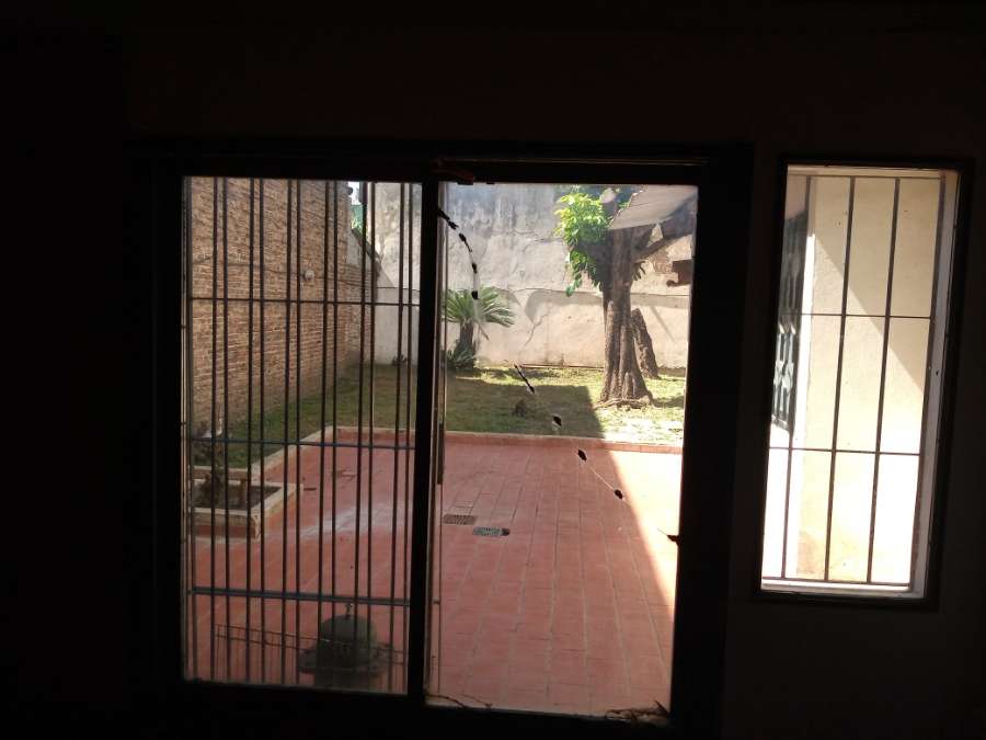 Dueo Directo Vende Casa Tipo Ph En El Centro De Santos Lugares Zona Residencial - Casa en Venta en Santos Lugares con 1 dorm., 3 amb., 120 m2 cubiertos y 223 m2 totales - imagen 11