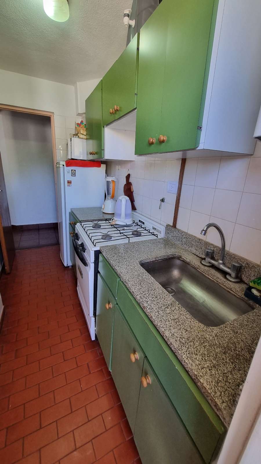 Hermoso Departamento En San Bernardo A 500 Metros Del Mar. Comedor Amoblado Con Muebles De Algarrobo - Departamento en Venta en San Bernardo con 1 dorm., 1 amb. y 45 m2 cubiertos - imagen 5