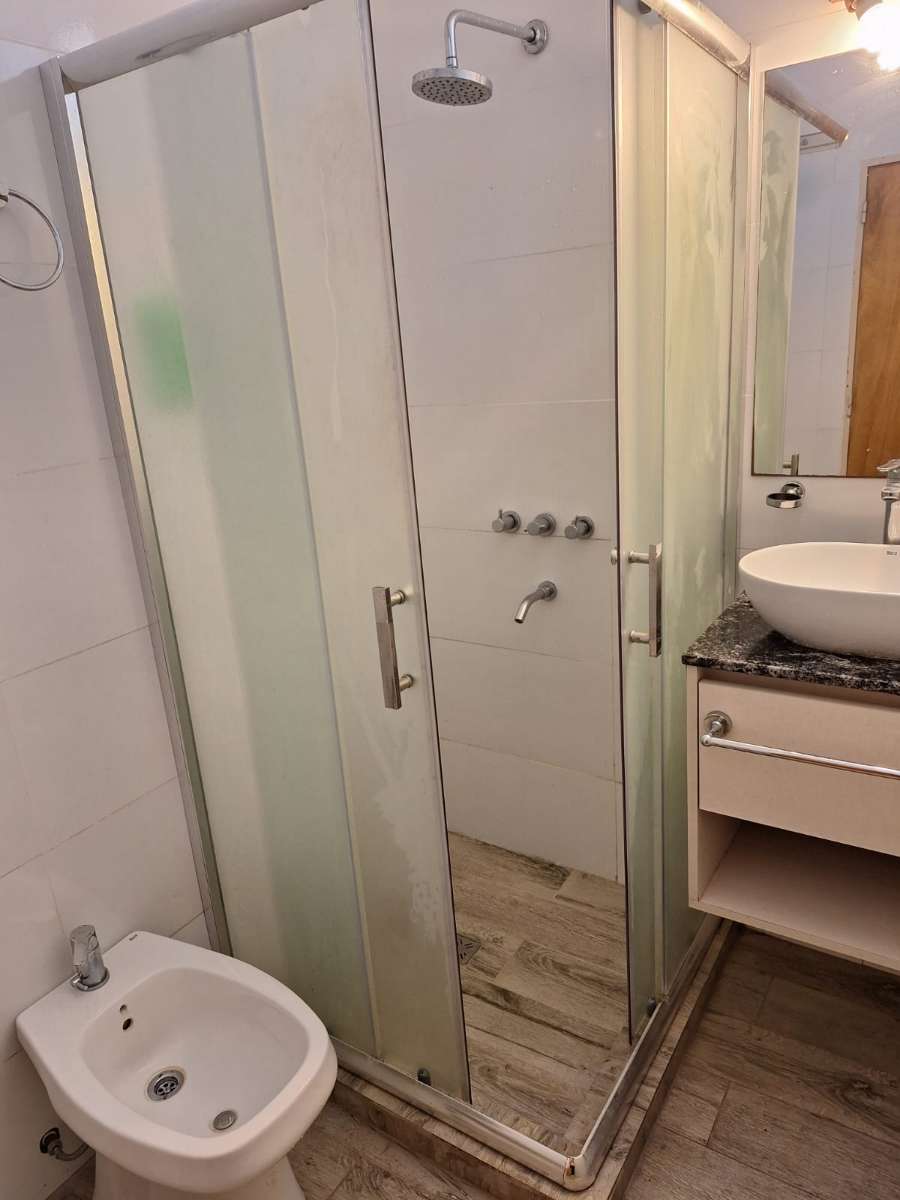 Vendo Casa En Sector Oeste - Casa en Venta en Río Cuarto con 4 dorm. - imagen 7