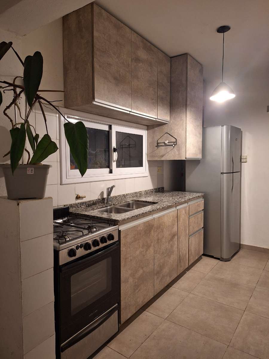 Vendo Casa En Sector Oeste - Casa en Venta en Río Cuarto con 4 dorm. - imagen 4
