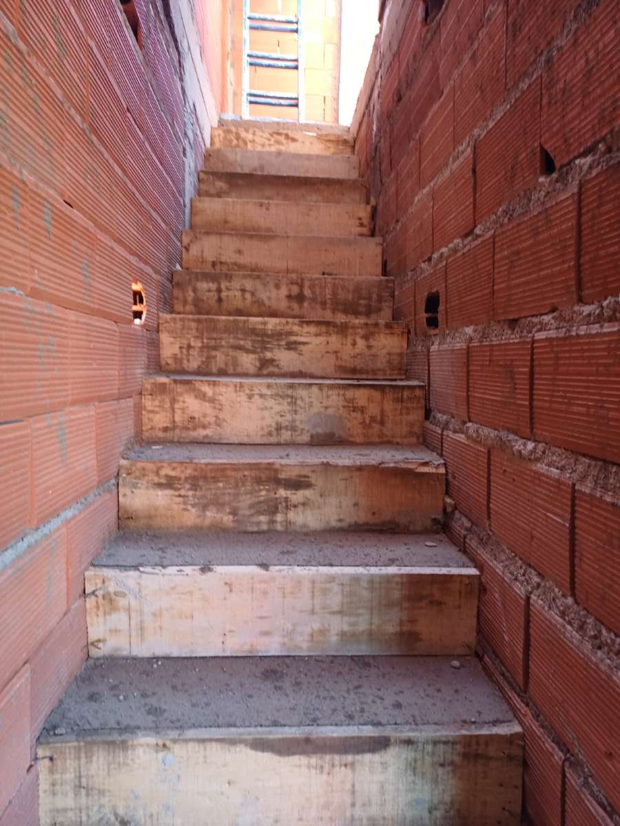 Barrio Los Frutales Dos Duplex - Casa en Venta en Plottier con 3 dorm., 200 m2 cubiertos y 360 m2 totales - imagen 2