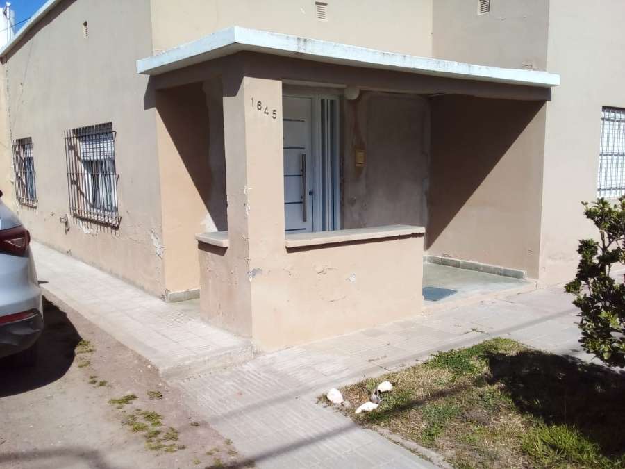 Casa 3 Ambientes En Venta - Casa en Venta en Coronel Pringles con 2 dorm., 3 amb. y 110 m2 cubiertos - imagen 6