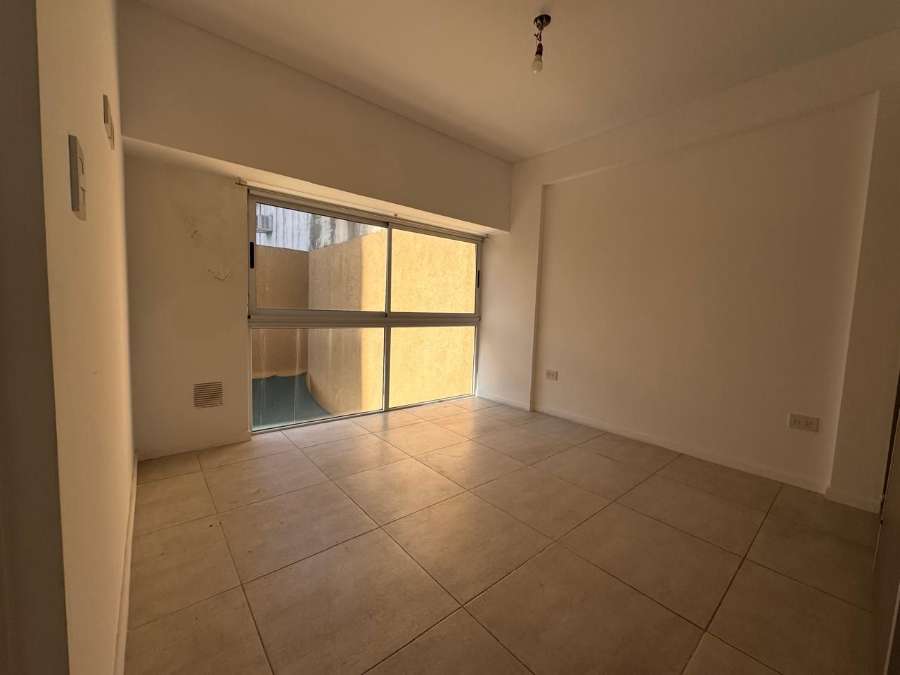Venta De Departamento 2 Amb Con Balcon Al Frente Lomas De Zamora (opcional Cochera). Apto Crdito - Departamento en Venta en Lomas de Zamora con 1 dorm., 2 amb. y 31 m2 cubiertos - imagen 2