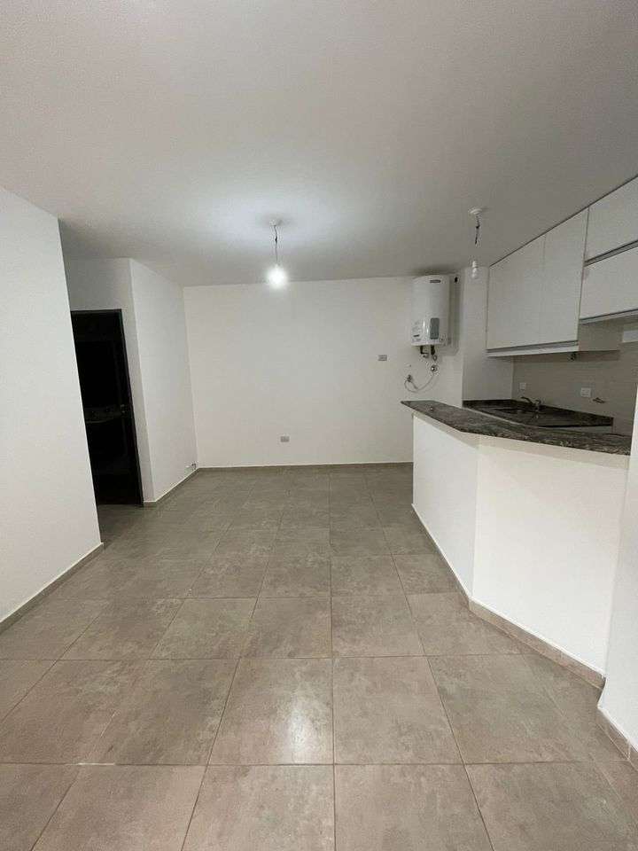Departamento A Dos Cuadras Del Nuevocentro - Departamento en Alquiler en Córdoba con 1 dorm. y 3 amb. - imagen 2