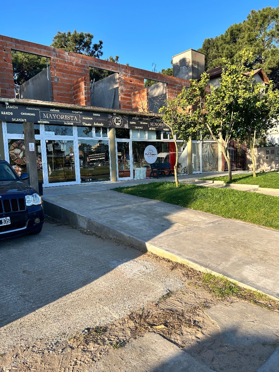 Excelente Casa en Pinamar en Venta · dueño directo · cochera - Imagen 3