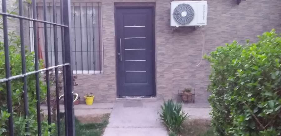 Excelente Casa en Uspallata en Venta · dueño directo · 4 o más dorm · cochera · 430 m² de lote - Imagen 2