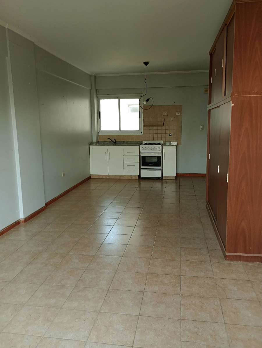 Comprar Local en Villa Pueyrredón · dueño directo · No tiene dorm · 1 ambientes · 33 m² de lote - Imagen 3