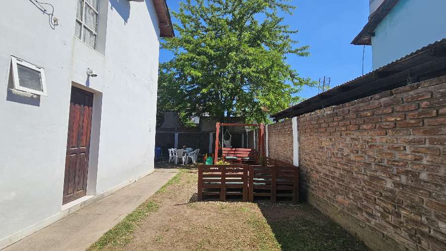 Vendo Duplex Ministro Rivadavia - Casa en Venta en Almirante Brown con 2 dorm., 3 amb., 100 m2 cubiertos y 240 m2 totales - imagen 15