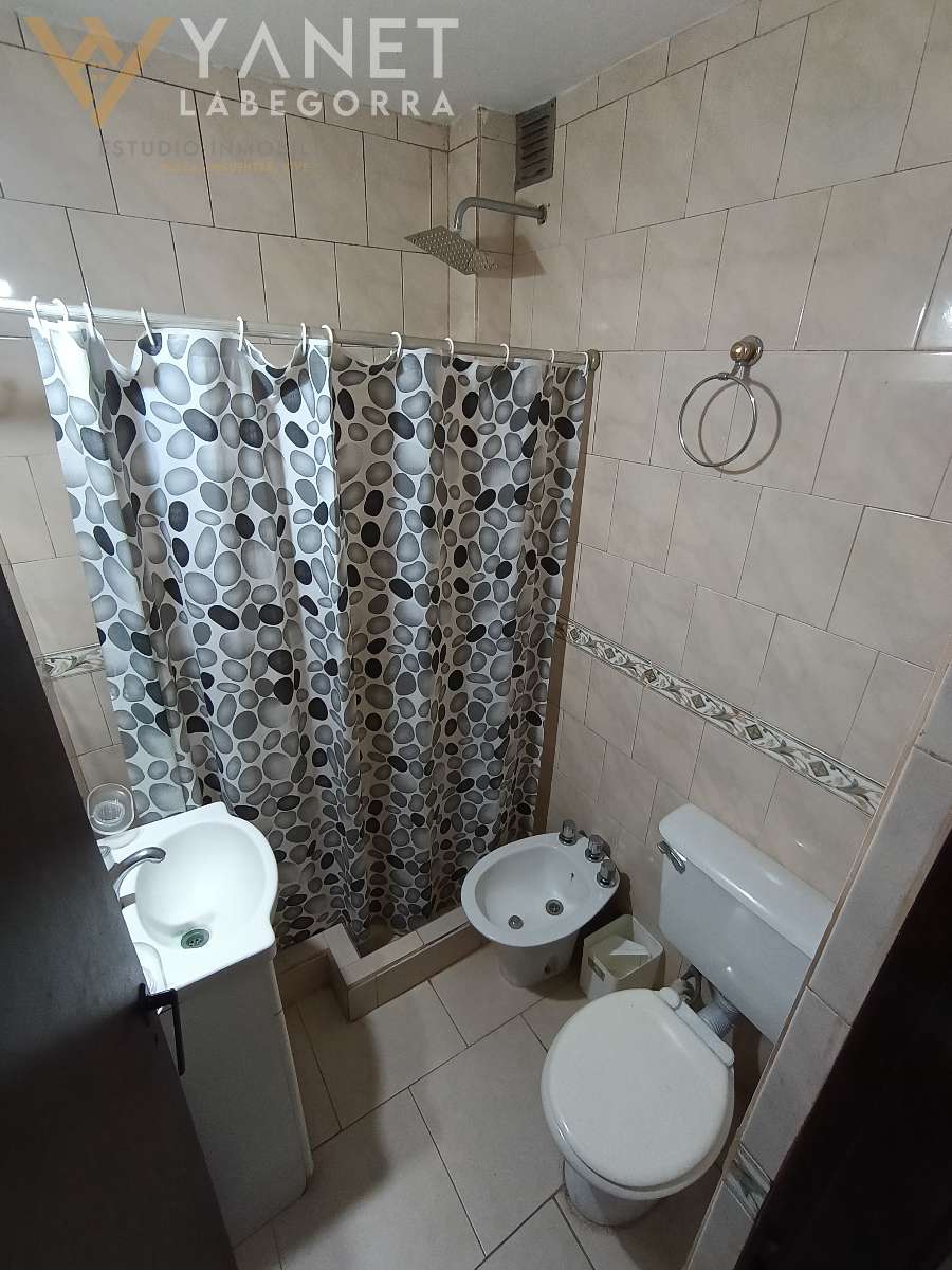 Casa Rodeada De Naturaleza - Costa Del Este 1/2 Lote Propio - Casa en Venta en Costa del Este con 4 dorm., 5 amb., 100 m2 cubiertos y 702 m2 totales - imagen 5