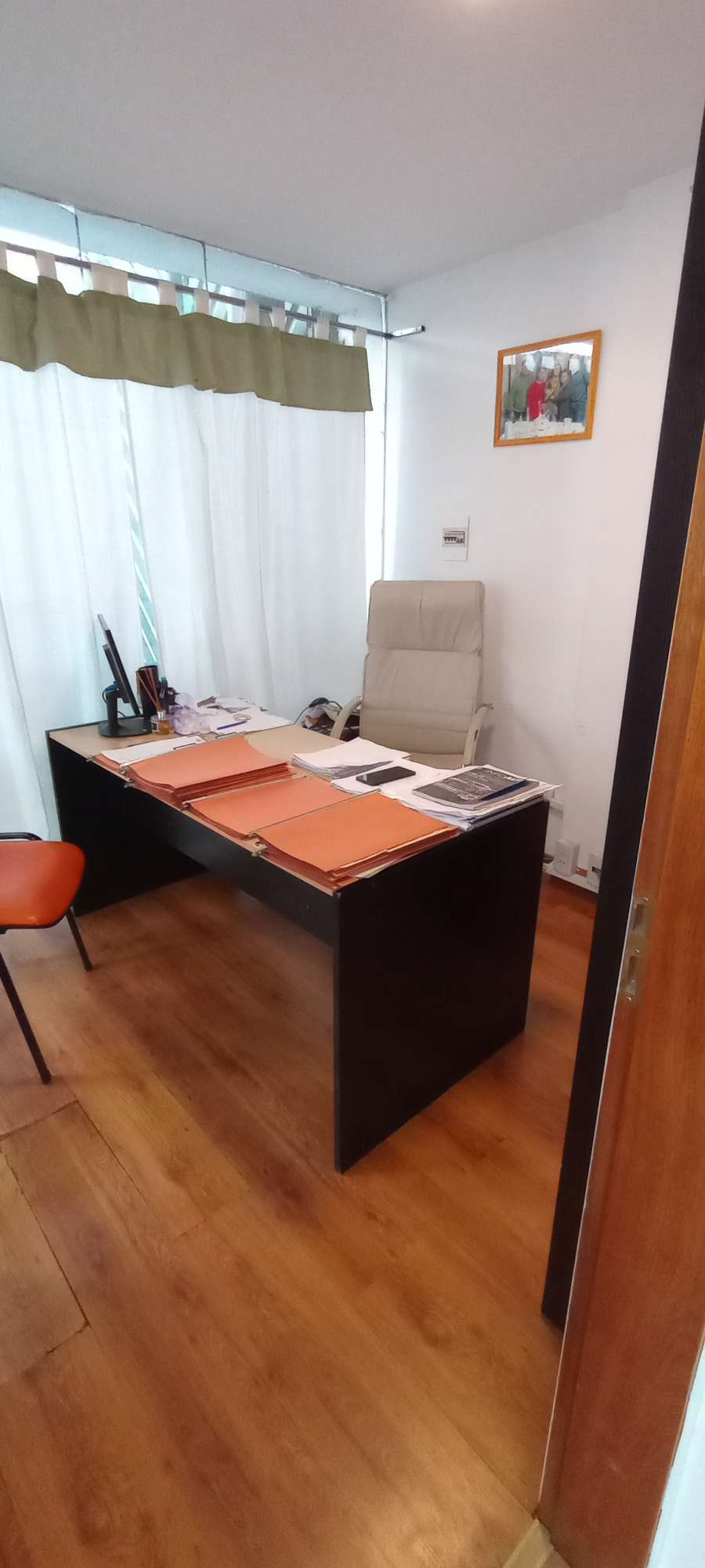 VENDO LOCAL EN MICROCENTRO - Imagen 2