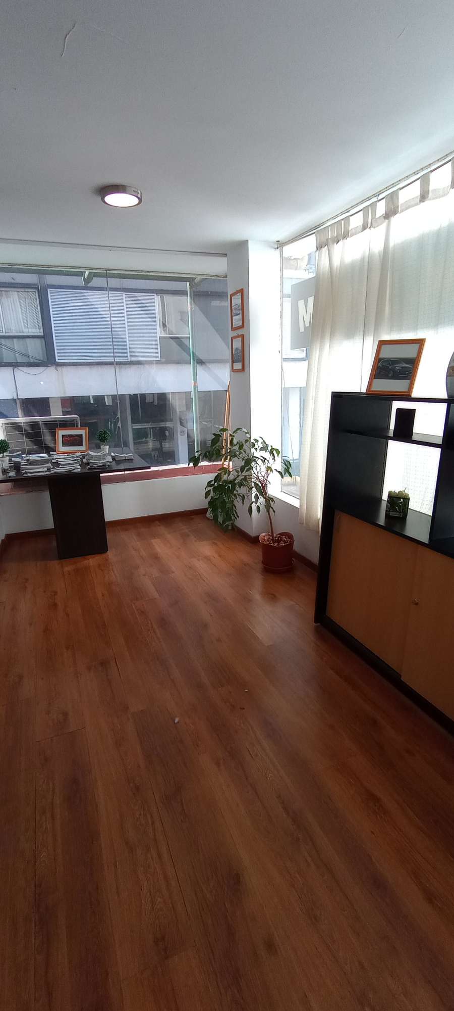 VENDO LOCAL EN MICROCENTRO - Imagen 3